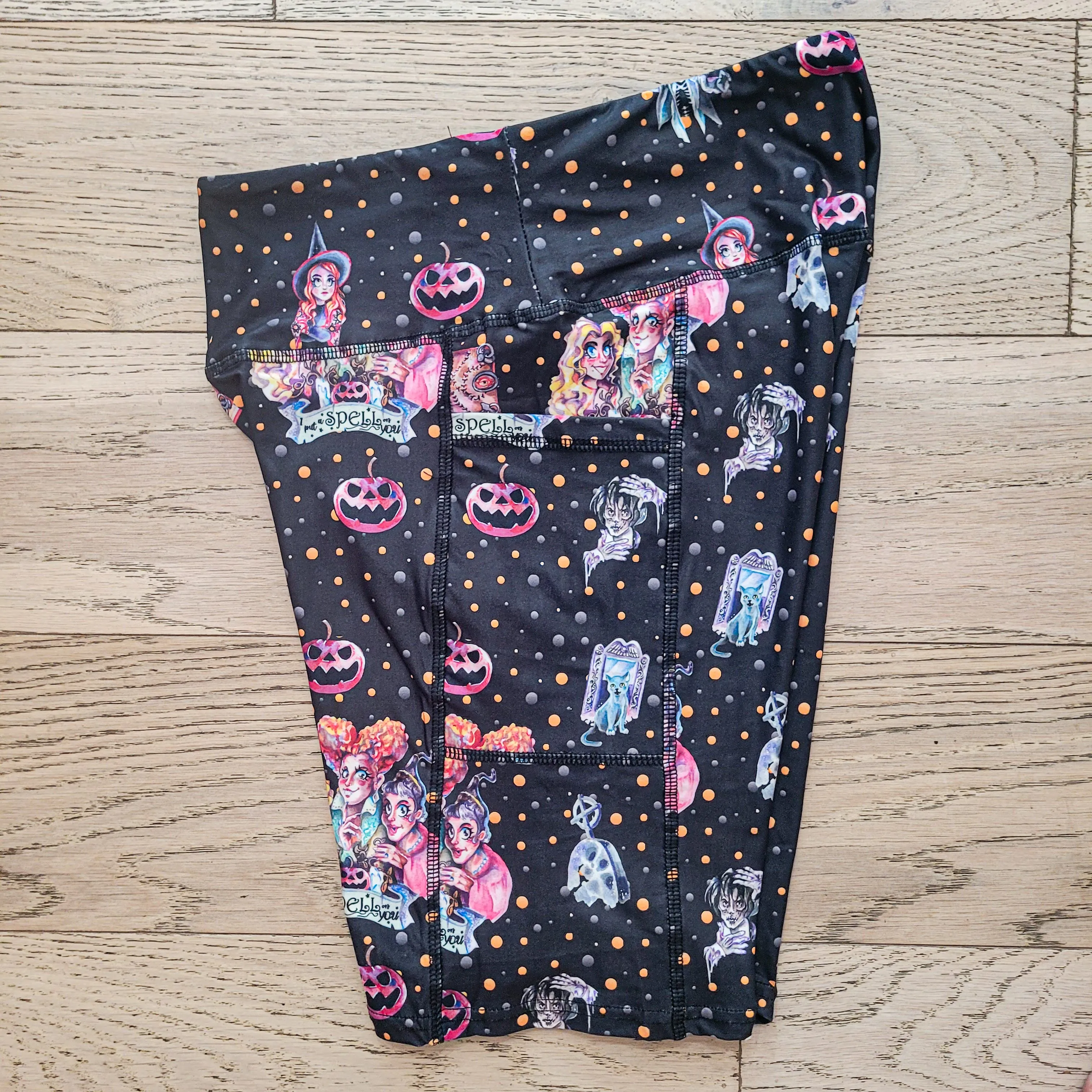 A Bit of Magic (Exclusive) Pocket Biker Shorts - High-quality Handcrafted Vibrant Bike Shorts