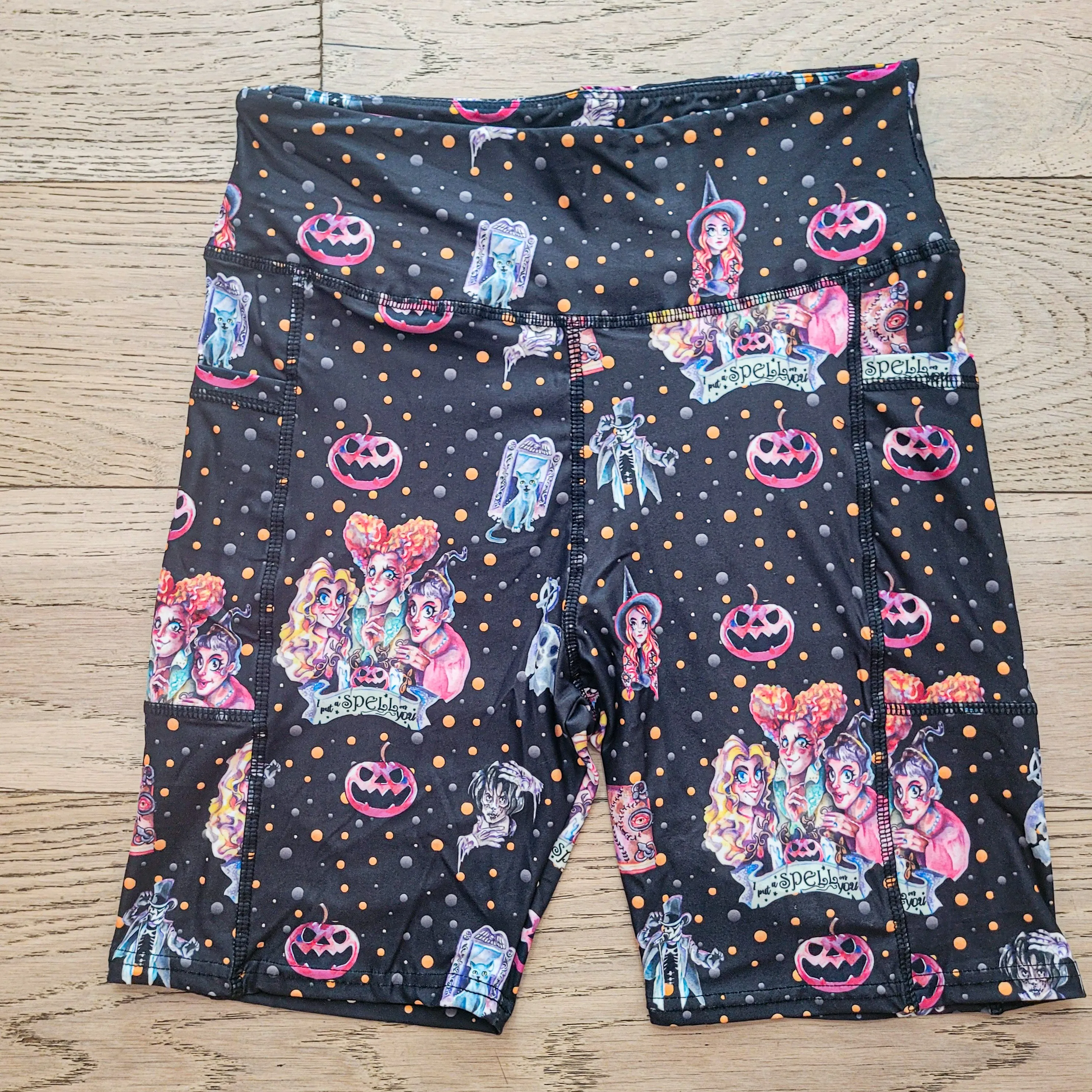 A Bit of Magic (Exclusive) Pocket Biker Shorts - High-quality Handcrafted Vibrant Bike Shorts