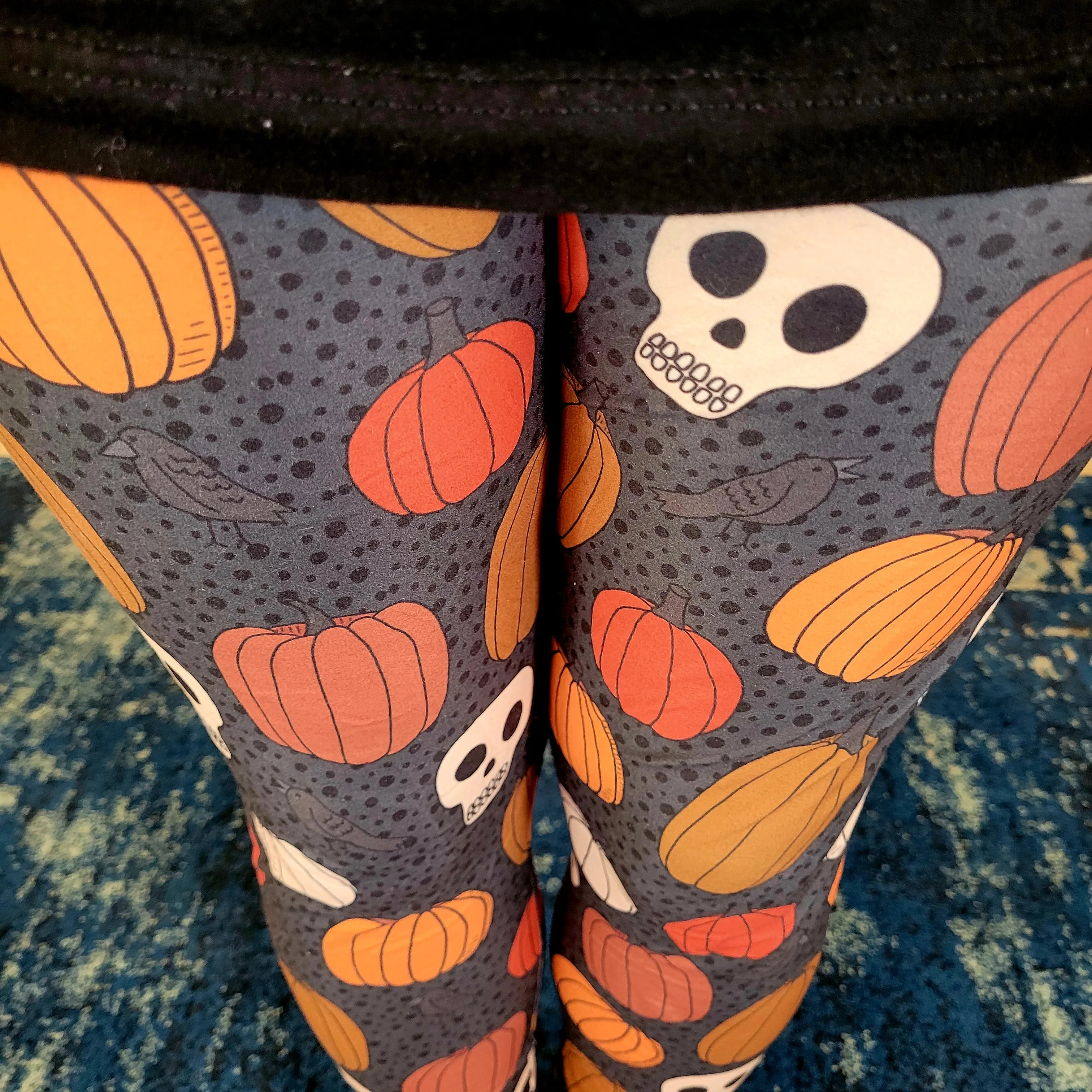 Autumn Skulls And Orange Pumpkins (Semi-Exclusive) - High-quality Handcrafted Vibrant Leggings