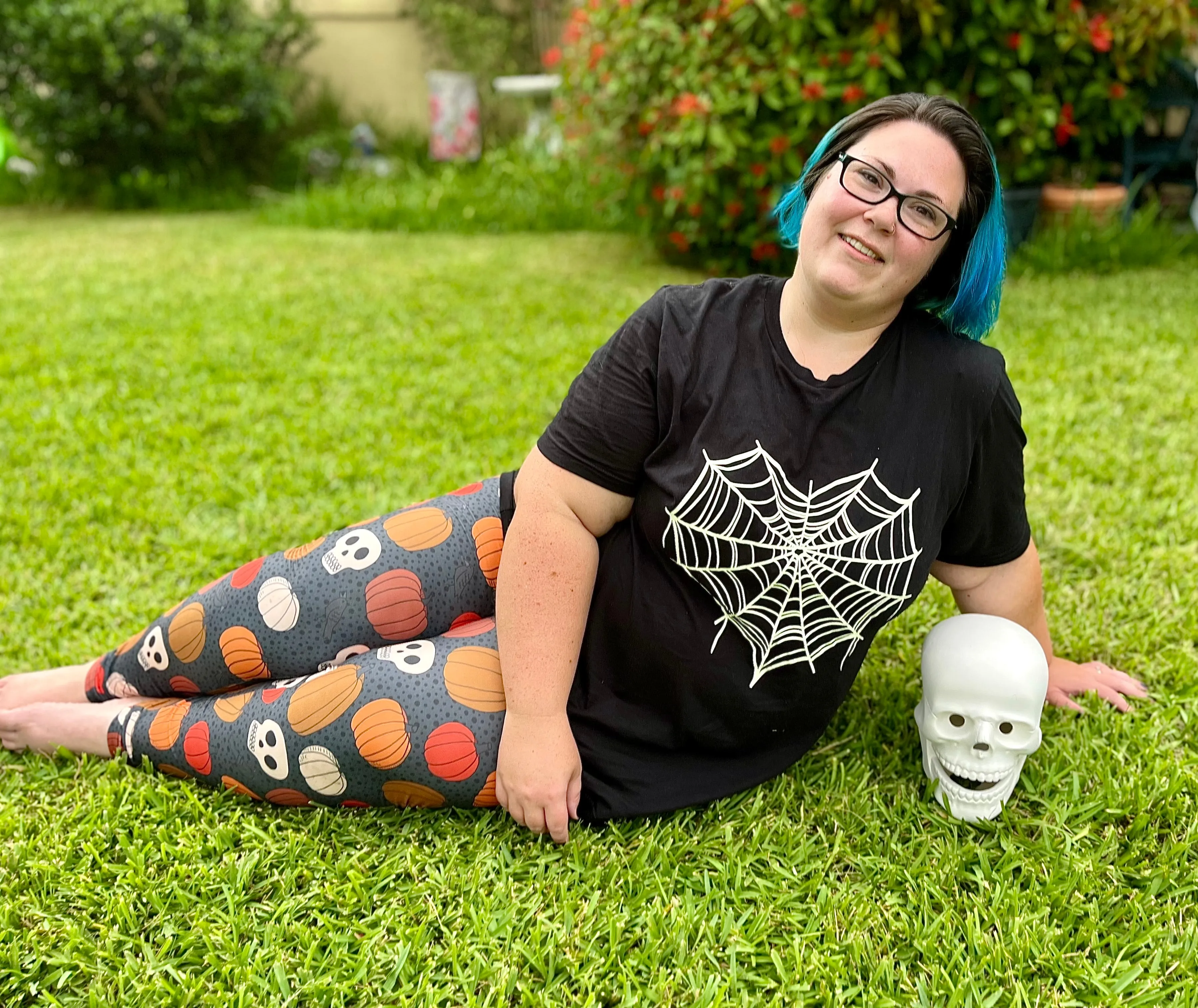 Autumn Skulls And Orange Pumpkins (Semi-Exclusive) - High-quality Handcrafted Vibrant Leggings