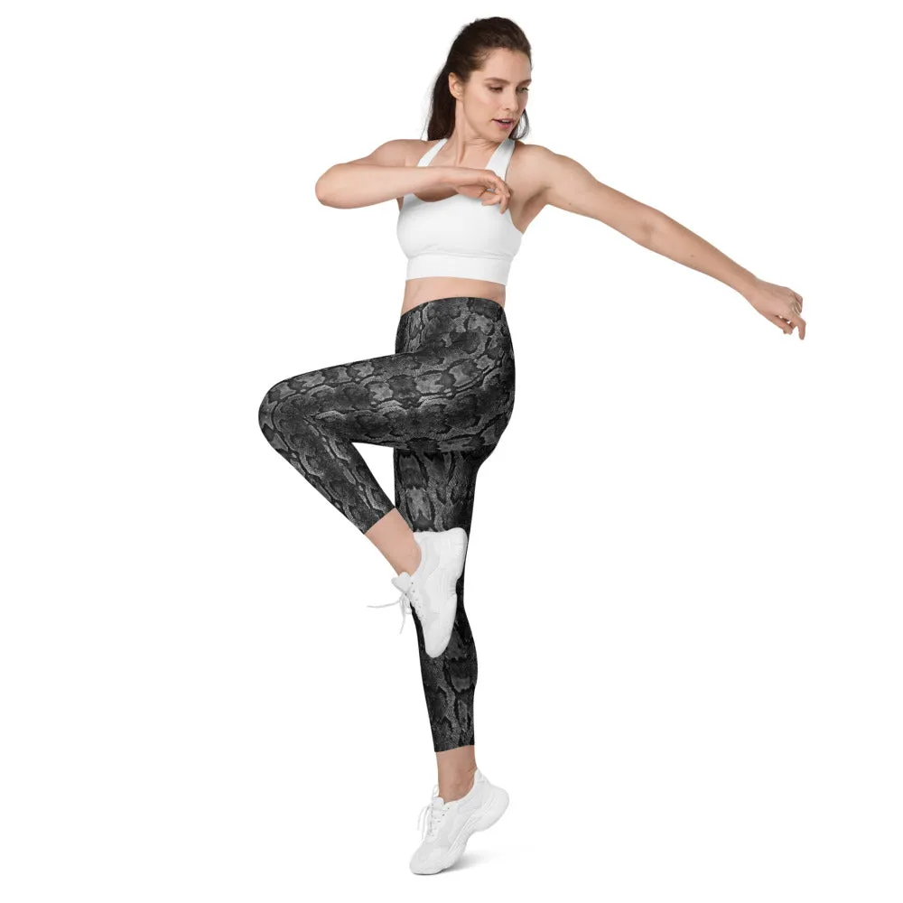 Grey Snake Print Women's Tights, Women's 7/8 Leggings With 2 Side Pockets - Made in USA/EU/MX