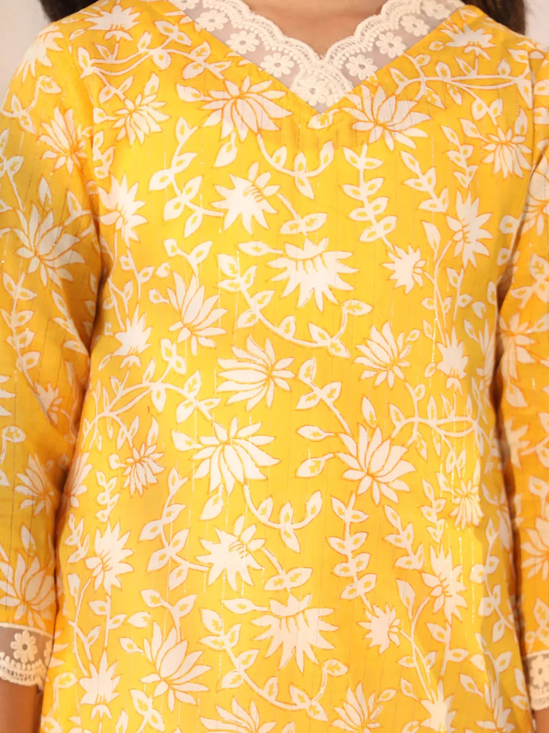 Jashvi Girls' Yellow Kurta Leggings Set