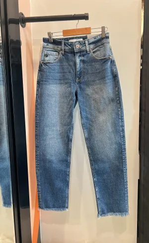 Kancan High Rise Slim Straight Jean