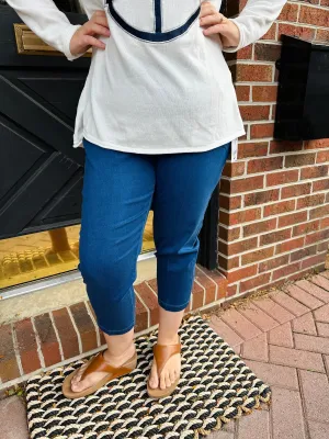 Lulu B Dark Pull-On Stretch Jean Capris