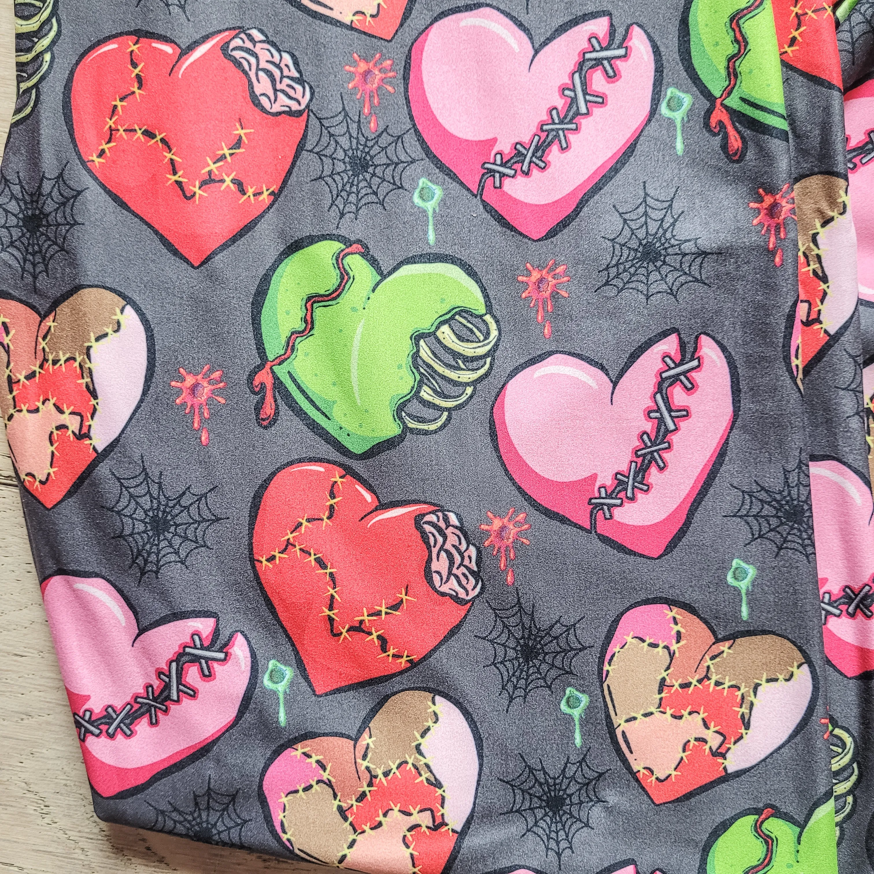 Monster Love (Exclusive) - High-quality Handcrafted Vibrant Leggings