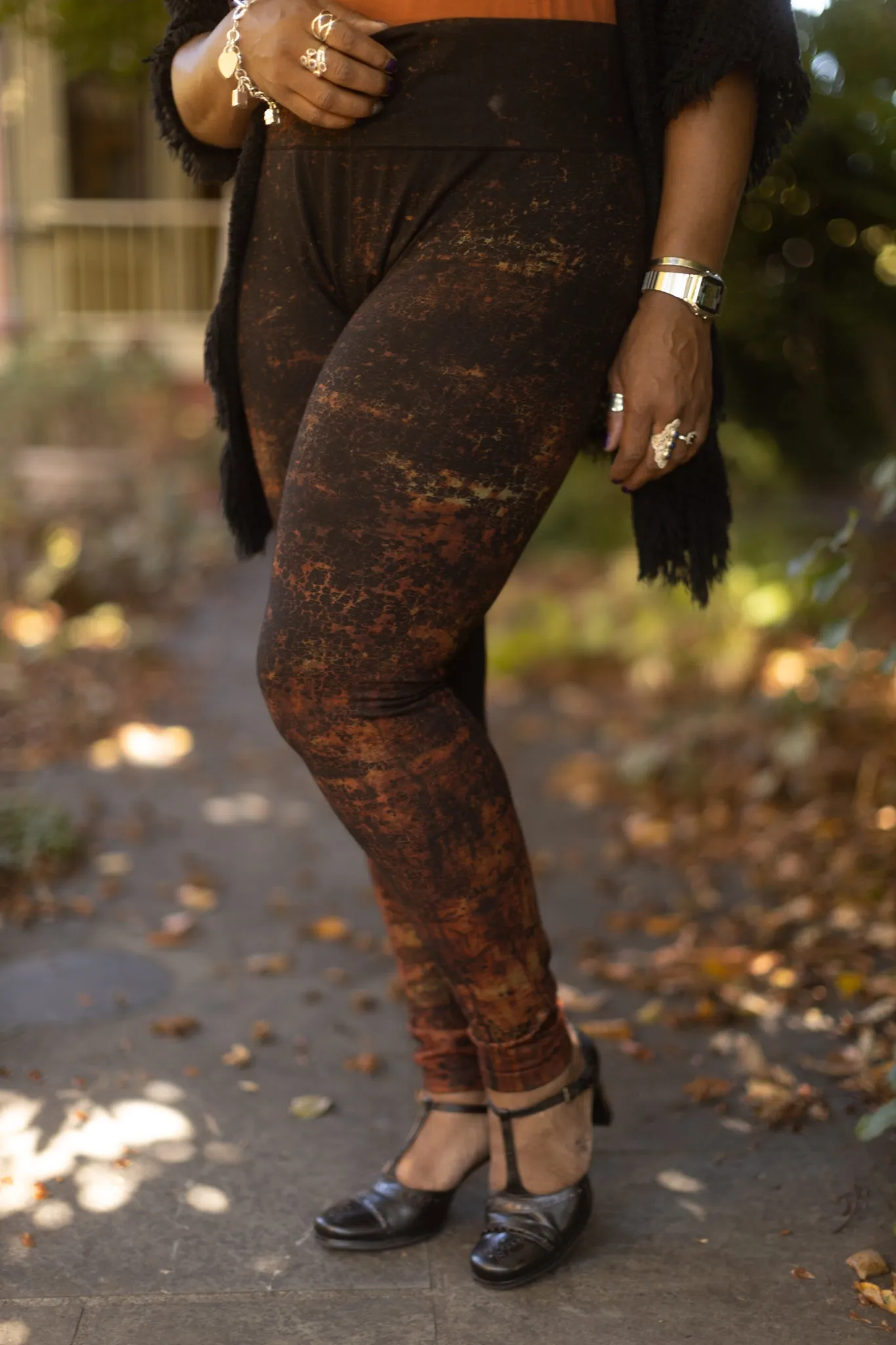 Plus Size High Waisted Lava Print Leggings