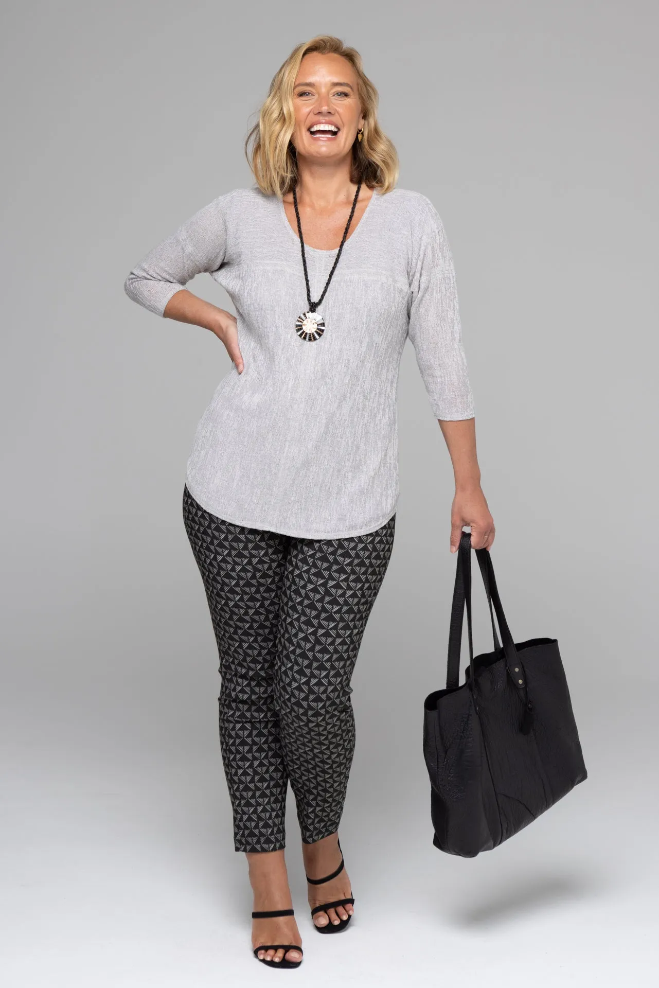 Silver Feature Stitched Poly/Rayon Knit 3/4 Sleeve Top