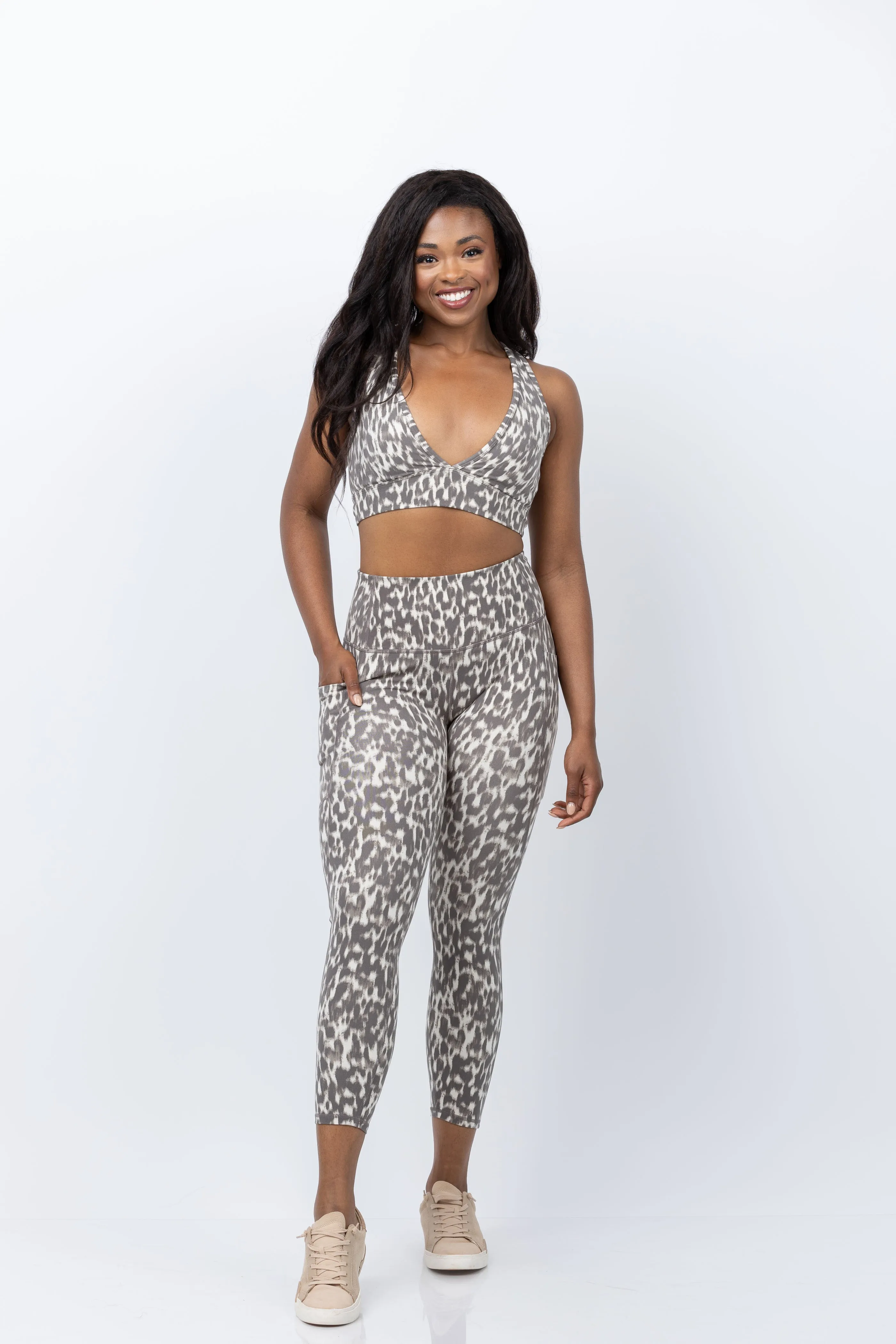 Varley Move Pocket 25" Leggings in Roasted Cashew Brushed Spot